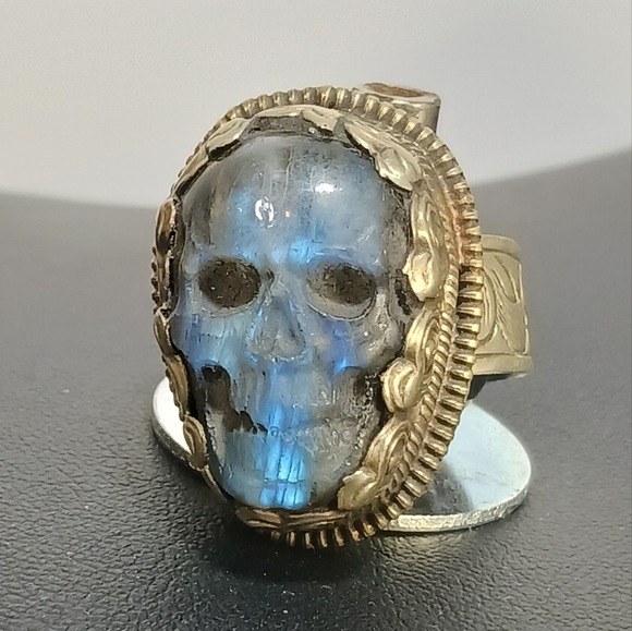Large Tibetan Silver Labradorite Blue Skull Ring Size 11 " Adjustable - Picture 2 of 14